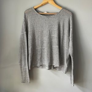 BB Dakota, light knit strip sweater, L